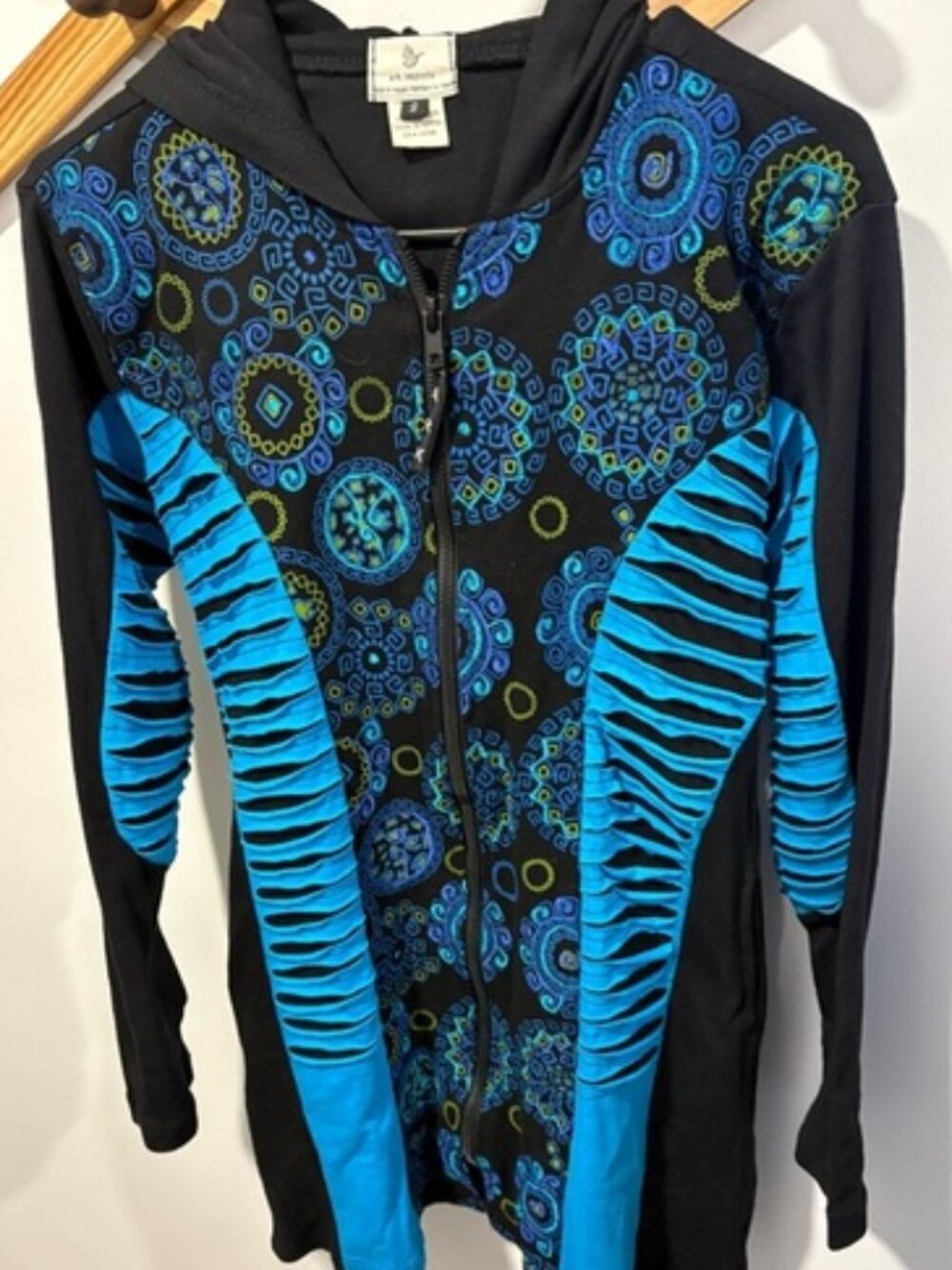 ARK IMPORTS Boho Mandala Slash Cut Zip Hoodie Small Made in Nepal, 100% Cotton